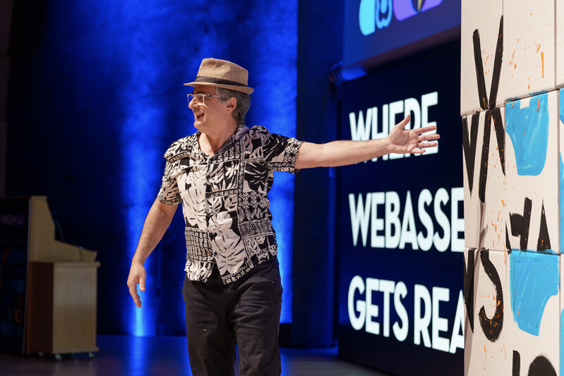 Pic WASM I/O